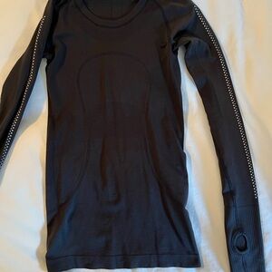 Lululemon Black Long Sleeve Top